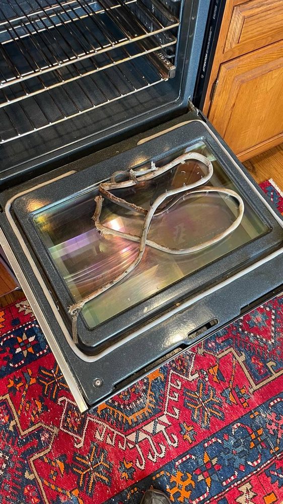 Thermador Double Oven Door Seal Replacement in Los Angeles, CA (4)
