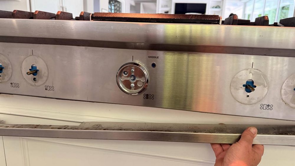 Viking Range Thermostat & Knob Replacement, Decorative Panel Repair in Los Angeles, CA (1)