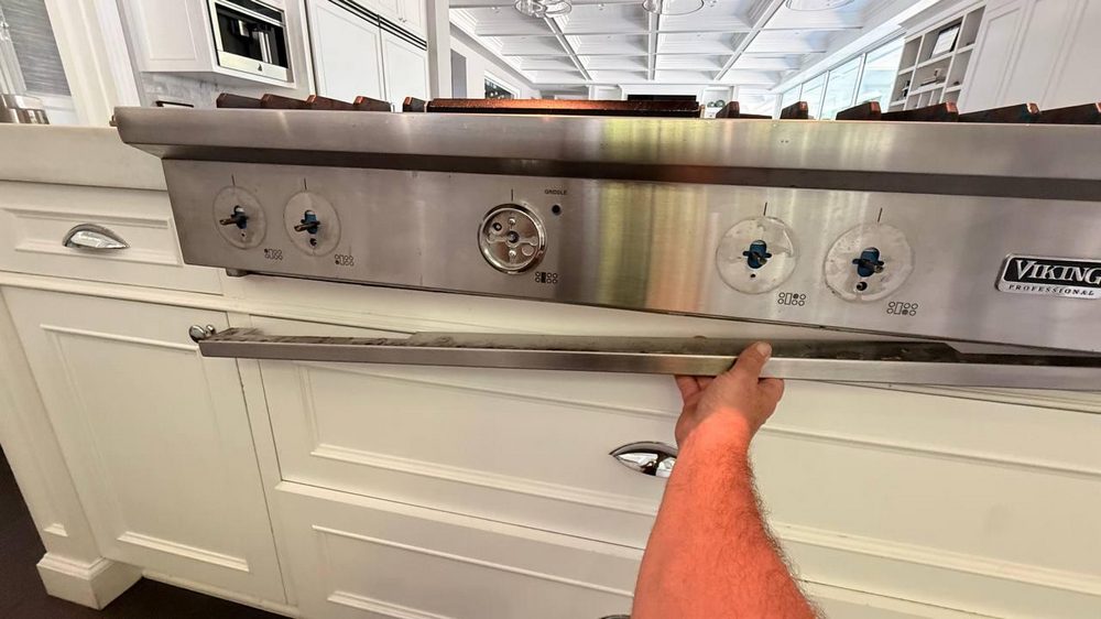 Viking Range Thermostat & Knob Replacement, Decorative Panel Repair in Los Angeles, CA (2)